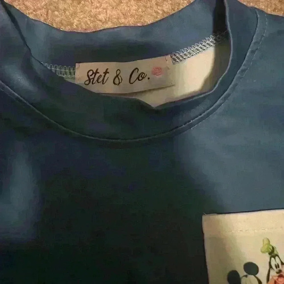 Mickey Mouse & Friends Outfit Size 3t - Picture 3 of 6